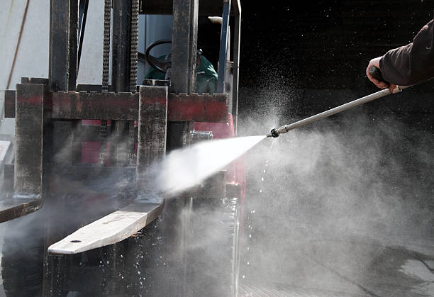 Playground Equipment Cleaning in Redwood Valley, CA